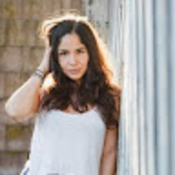 Meet your Posher, Sarah - Picture 1 of 1